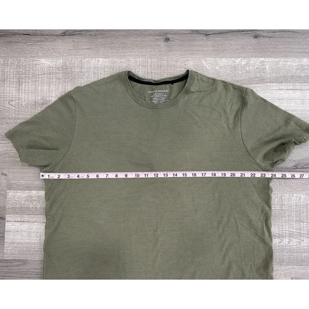 Banana Republic‎ Men's Luxe Touch Performance 100% Cotton T-shirt Green READ